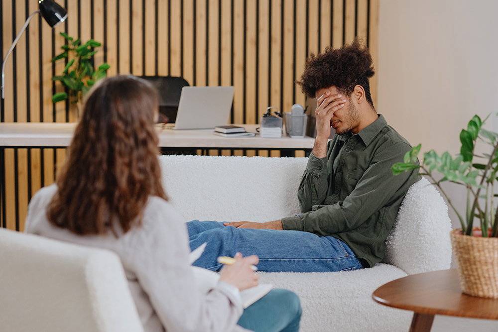 Understanding and Addressing Teen Anxiety and Social Withdrawal